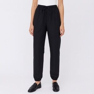 Kaelín Black Jogger Pants Women’s Size SP (Small Petite)
